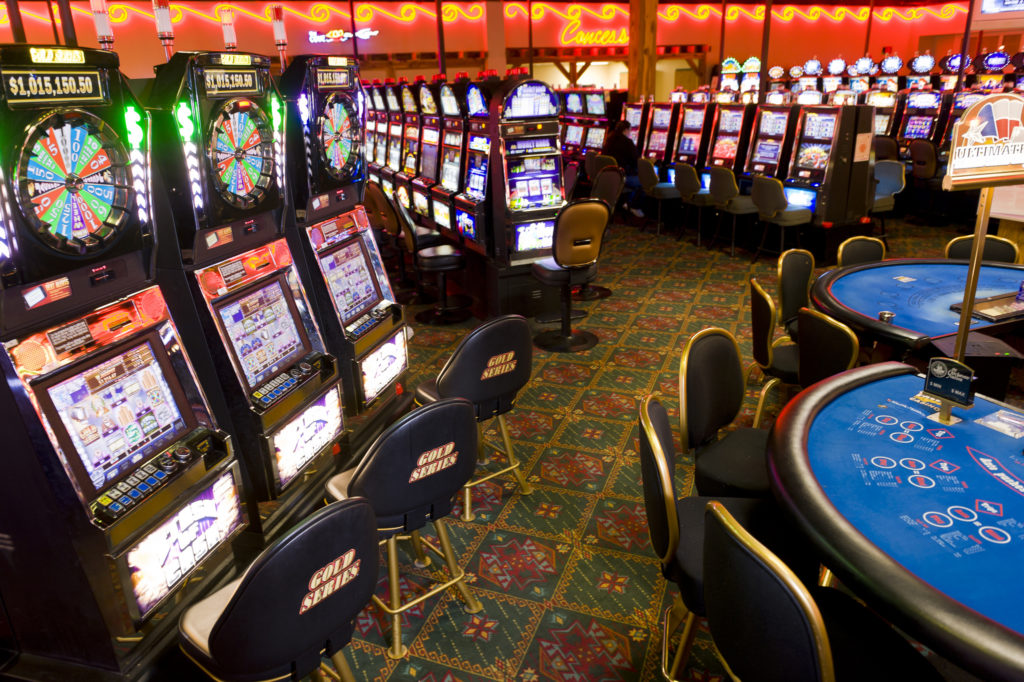 Canlı Blackjack Stratejileri: Kazanma İpuçları
