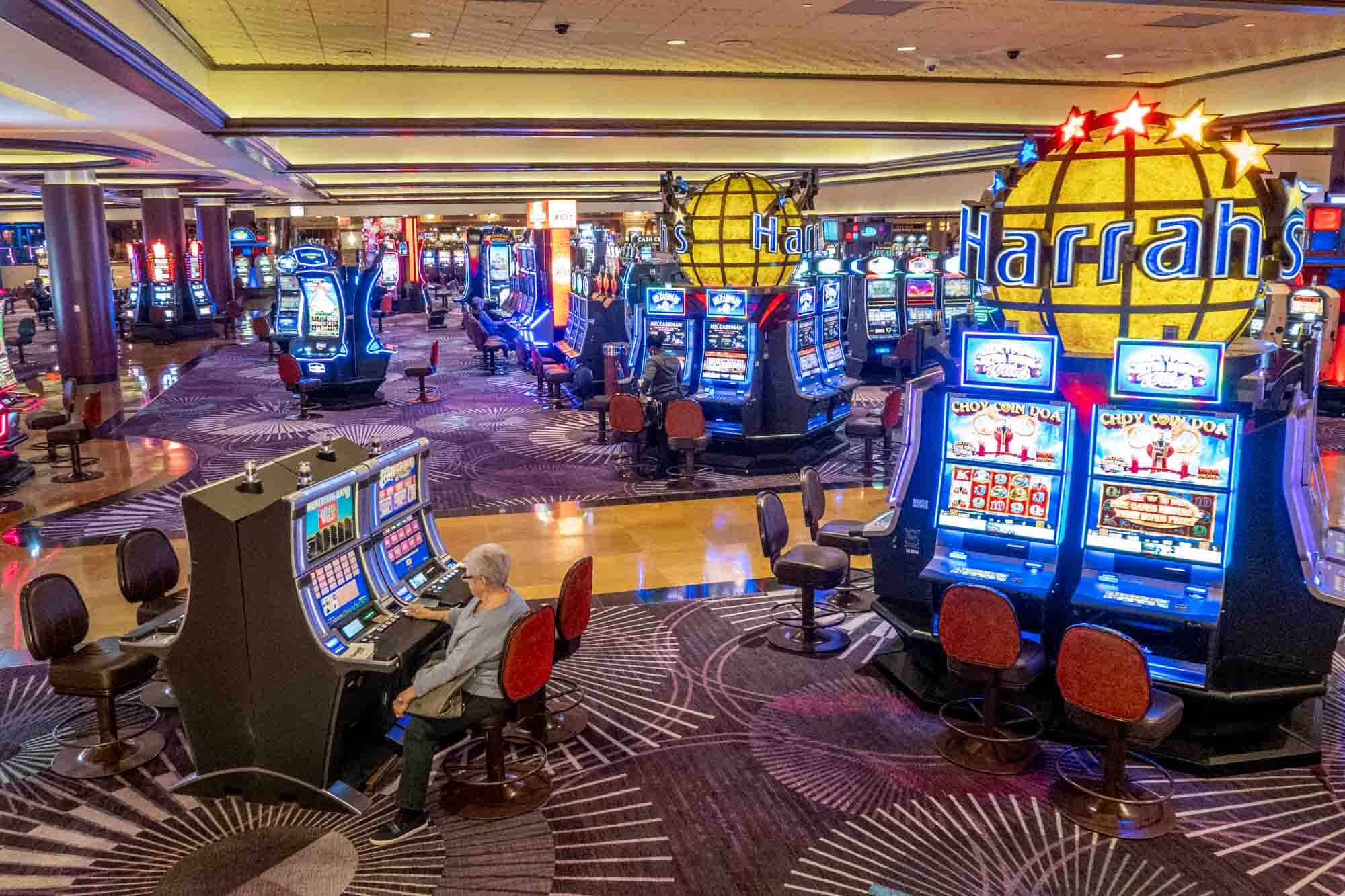Video Slot Deneyimini Keşfet: Hiperwin Rehberi